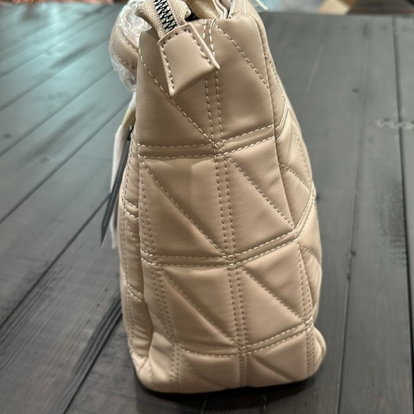 NWT French Connection Quilted Purse - Picture 5 of 11